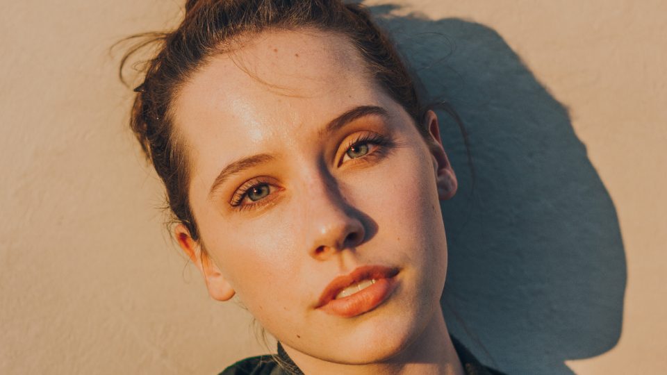 pregnant woman considering abortion